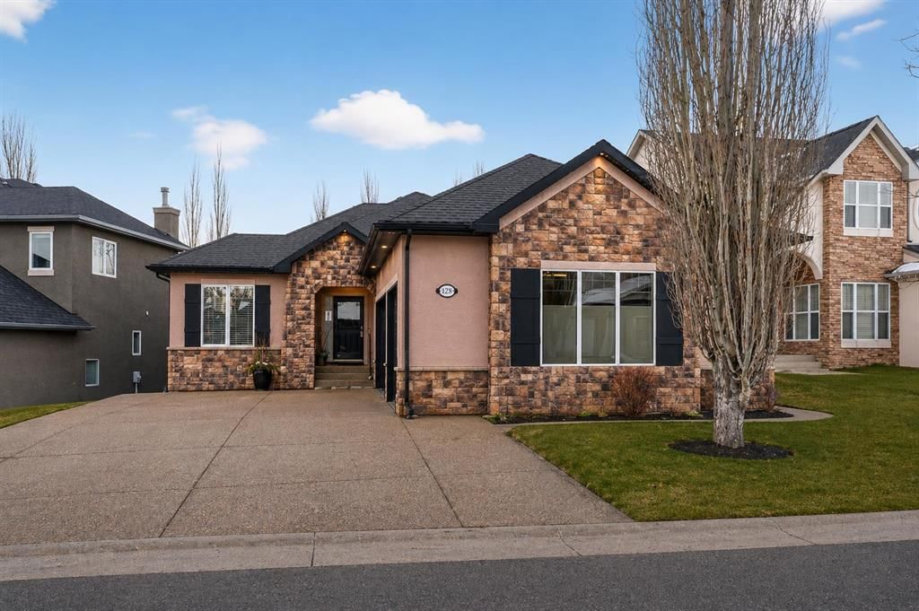 2735 Evercreek Bluffs Way SW, Calgary — photo 3 of 45