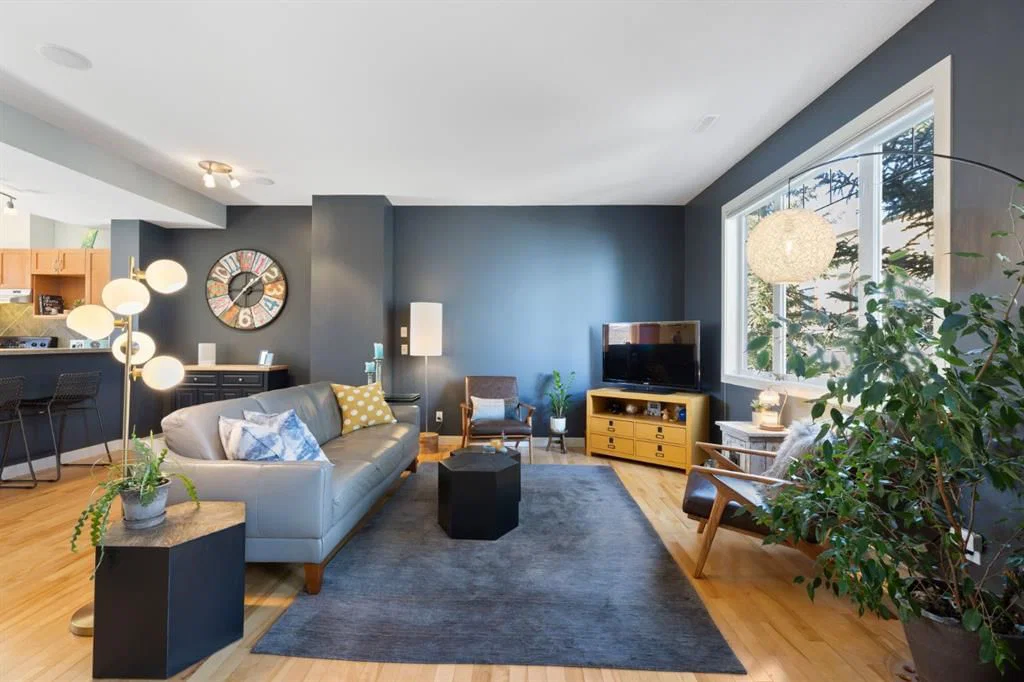 803, 8000 Wentworth Drive SW, Calgary — photo 2 of 30