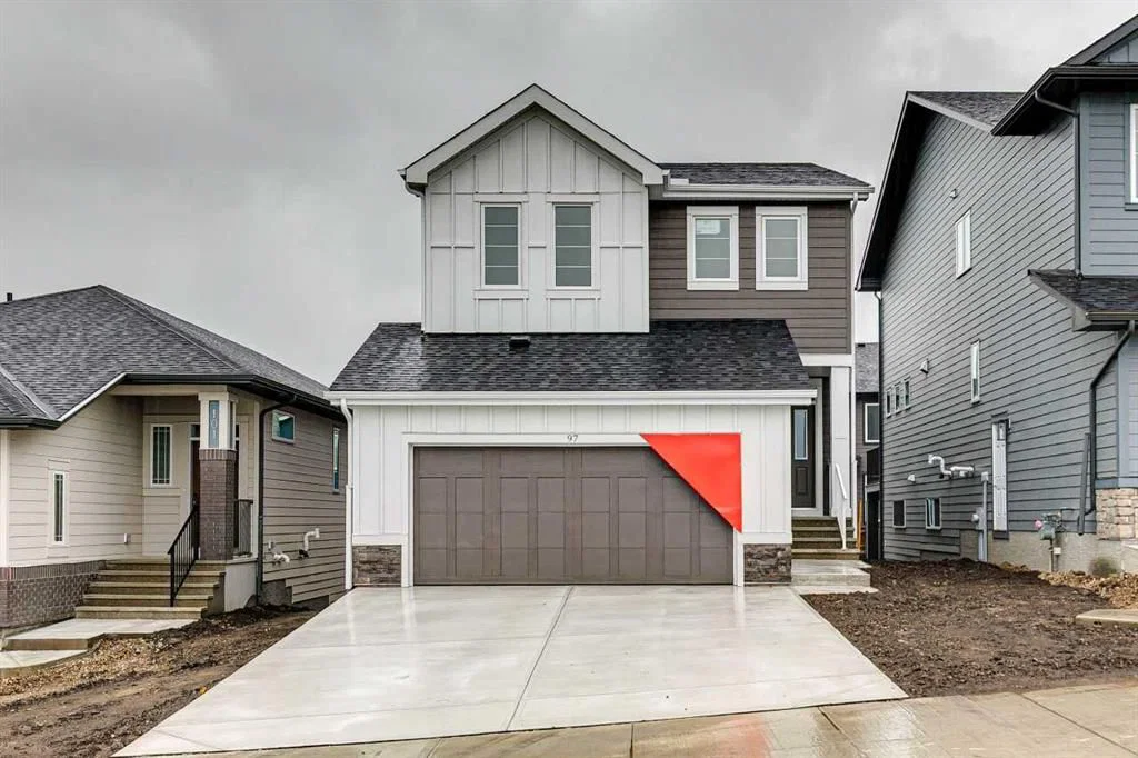 97 Creekstone Hill SW, Calgary — photo 2 of 37