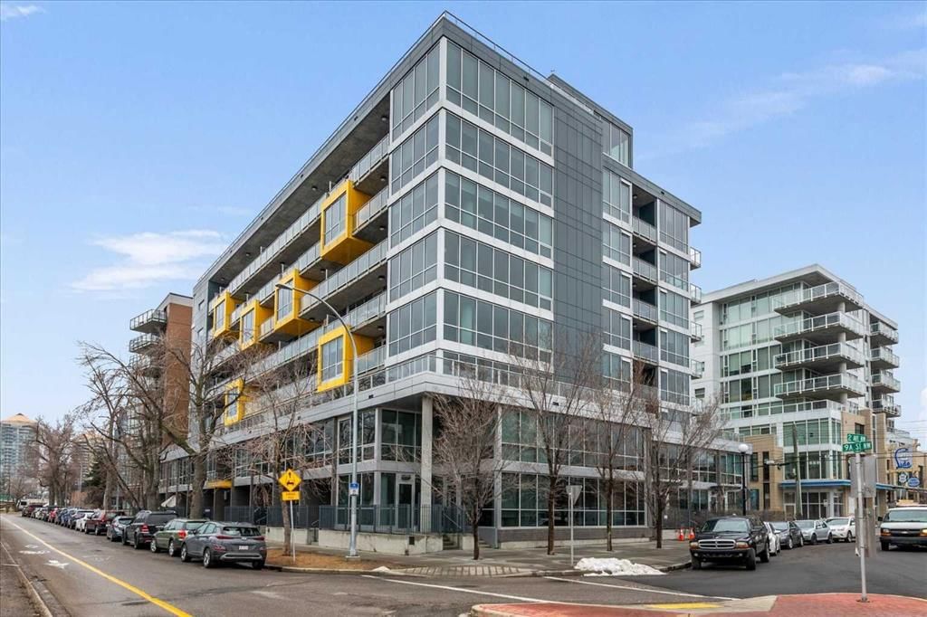 111, 235 9A Street NW, Calgary — main listing photo