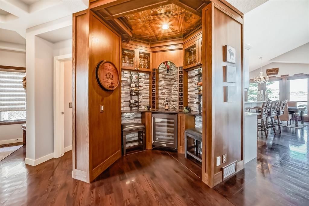 326 Tuscany Ravine Road NW, Calgary — photo 5 of 50