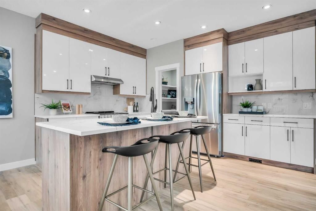 198 Panamount Villas NW, Calgary — main listing photo