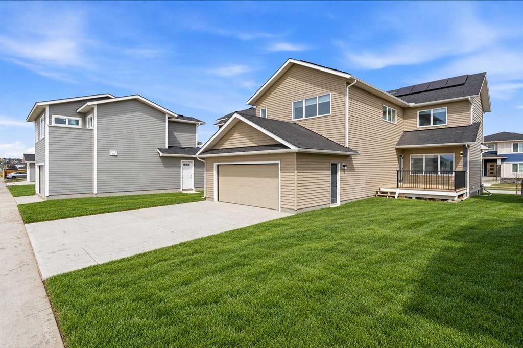 2765 Baywater Landing SW, Calgary — detached for sale