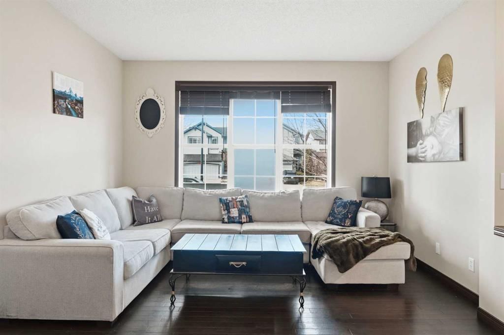 1795 New Brighton Drive SE, Calgary — photo 4 of 28