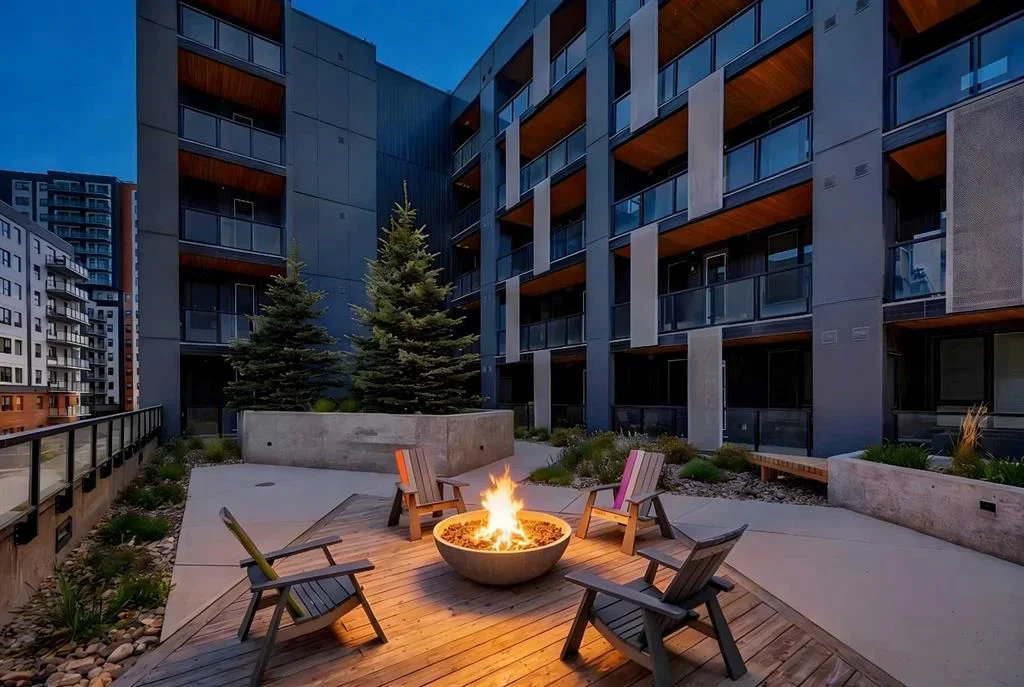 520, 4138 University Avenue NW, Calgary — main listing photo