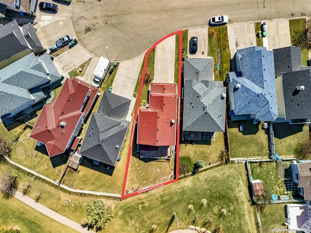 110 Martha's Haven Green NE, Calgary — photo 3 of 49