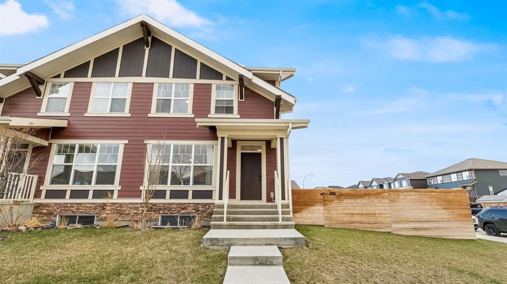 995 Mahogany Boulevard SE, Calgary — main listing photo