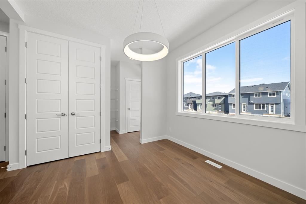 106 Sora Gardens SE, Calgary — photo 5 of 11