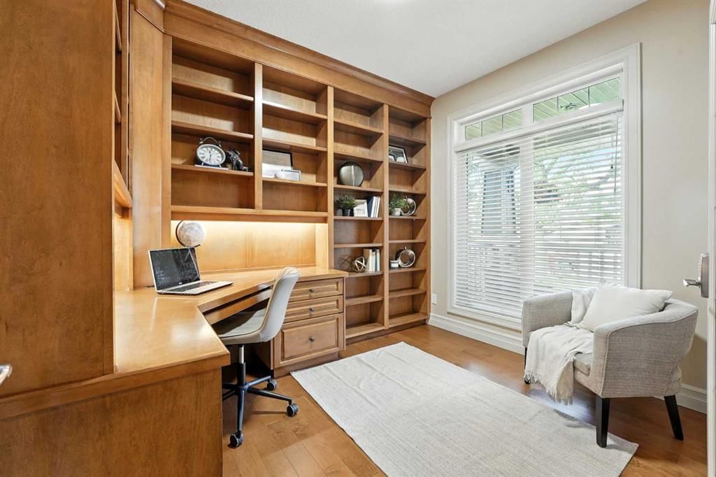 307 Mt Douglas Court SE, Calgary — photo 5 of 50