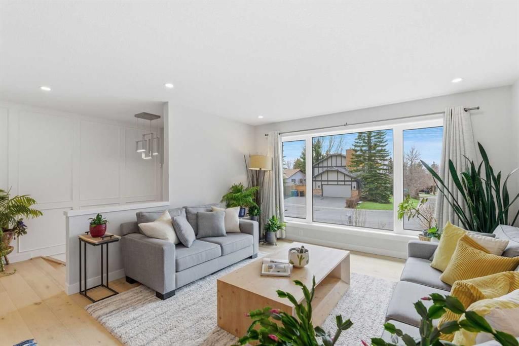 832 Edgemont Road NW, Calgary — photo 5 of 50