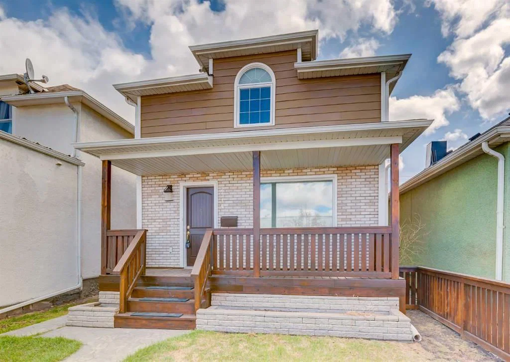 2514 16 Street SE, Calgary — main listing photo