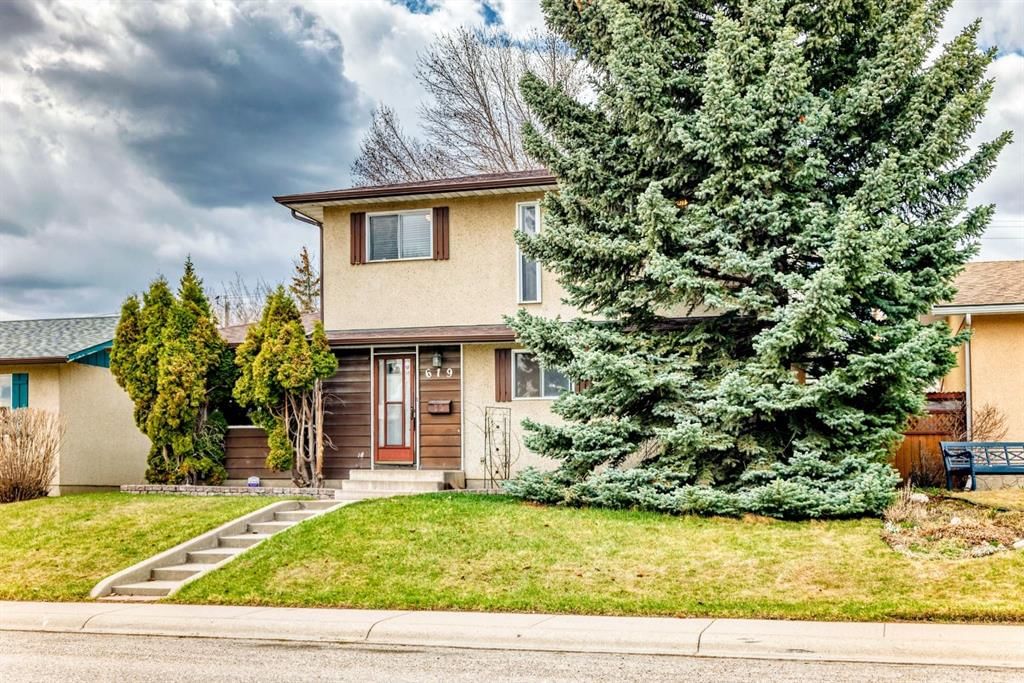 619 Maryvale Way NE, Calgary — photo 3 of 50