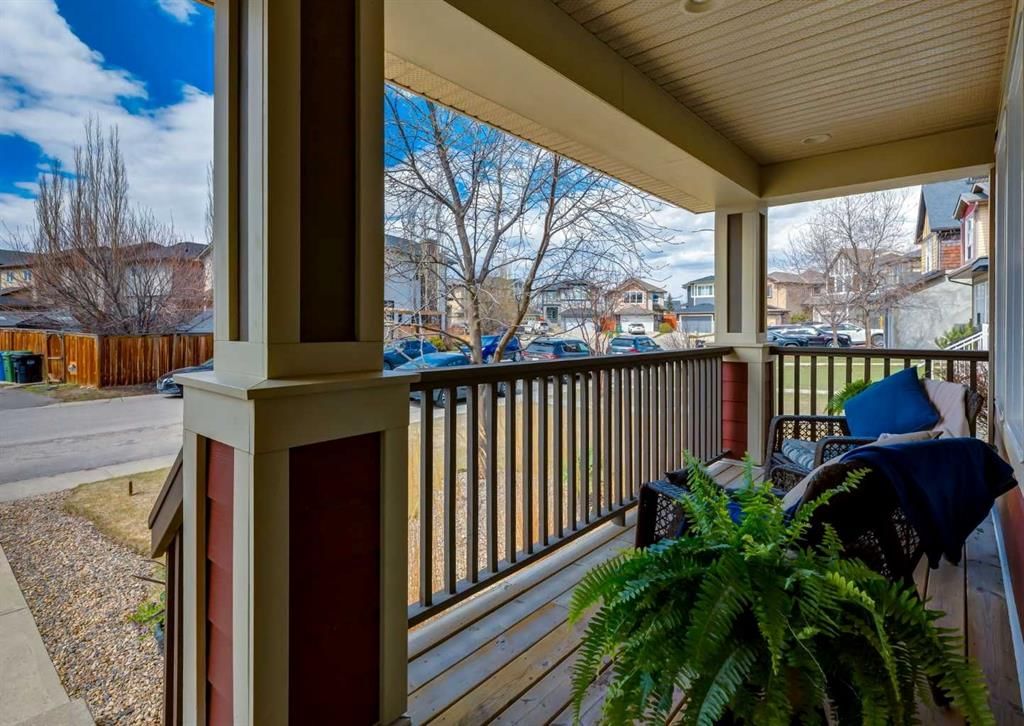 165 Walden Manor SE, Calgary — photo 2 of 48