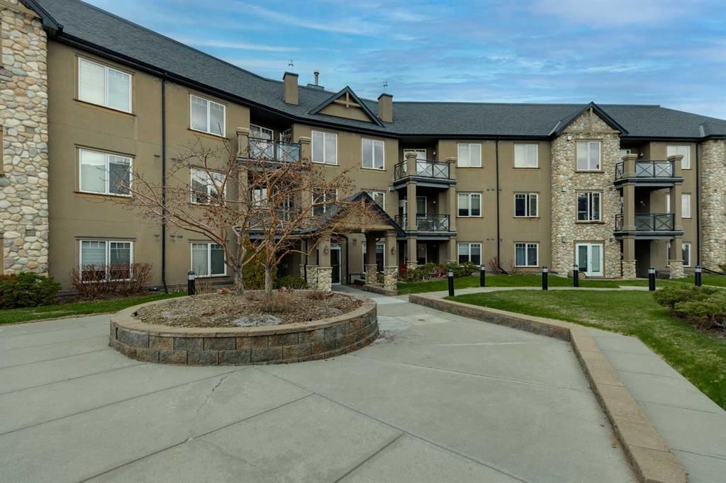 2110, 1888 Signature Park SW, Calgary — photo 2 of 35