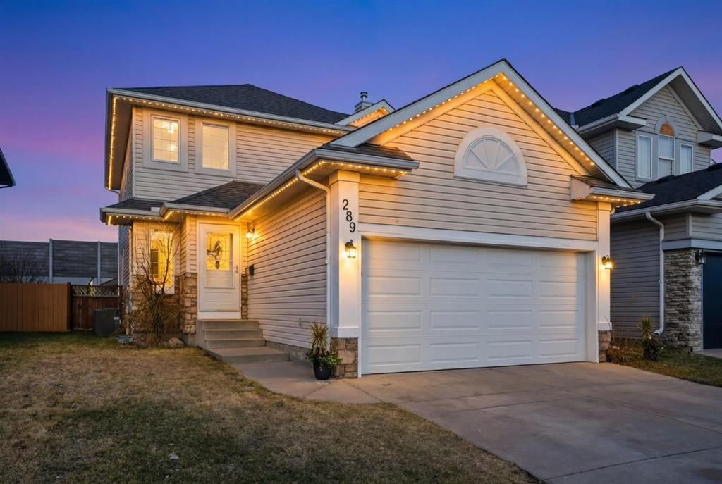 289 Douglas Ridge Circle SE, Calgary — main listing photo