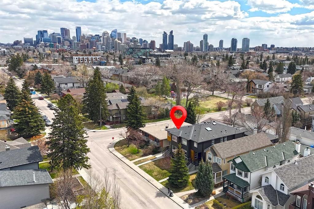 2205 3 Avenue NW, Calgary — main listing photo