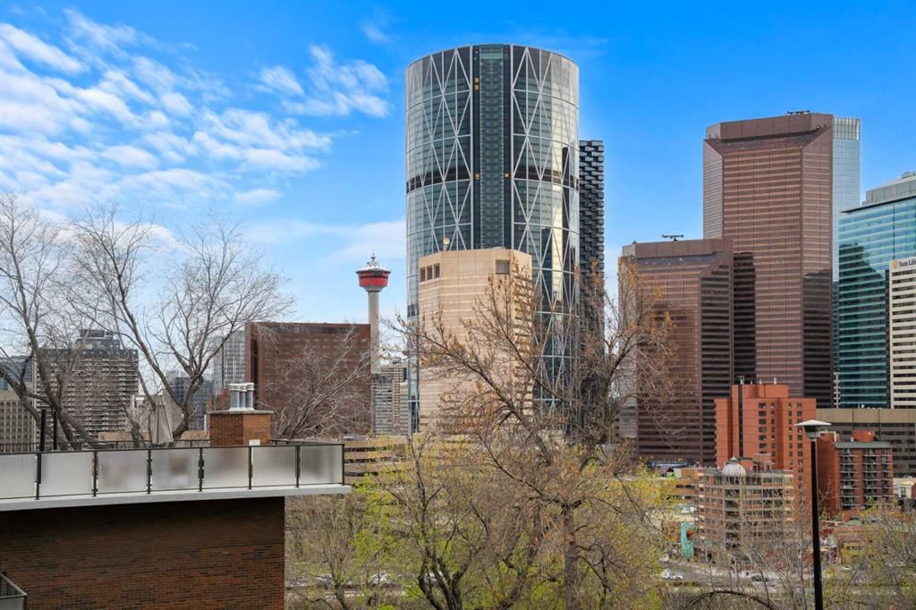 204, 316 1 Avenue NE, Calgary — main listing photo