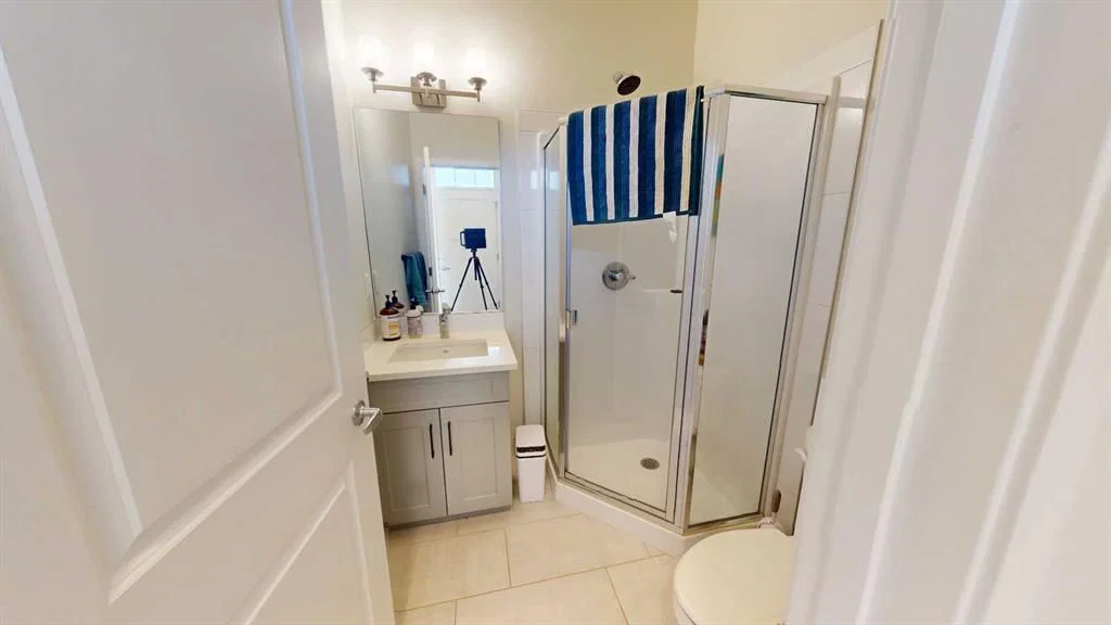 163 Magnolia Way SE, Calgary — photo 4 of 26
