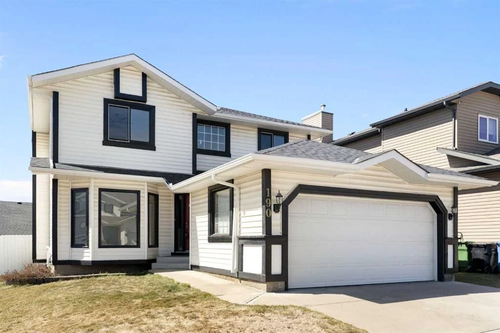 190 Hawkville Close NW, Calgary — photo 2 of 50