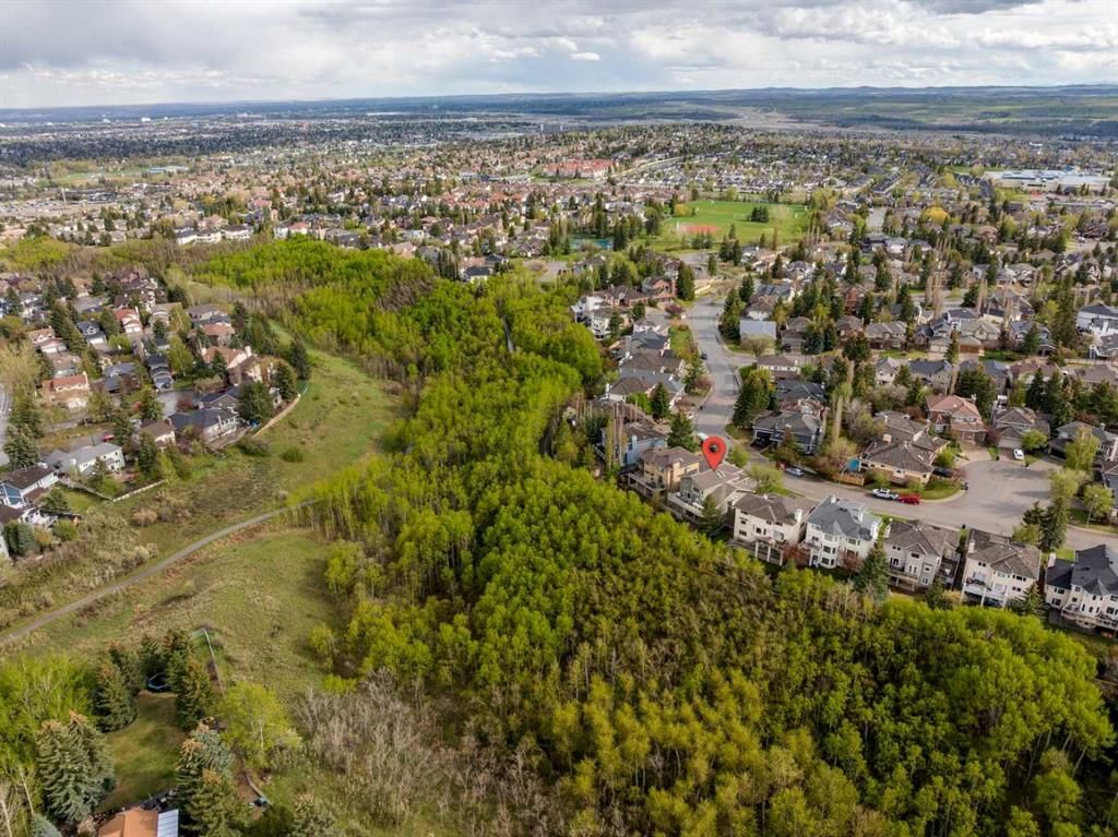 52 Christie Knoll Heights SW, Calgary — main listing photo