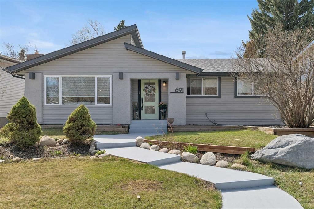 691 Brookpark Drive SW, Calgary — main listing photo