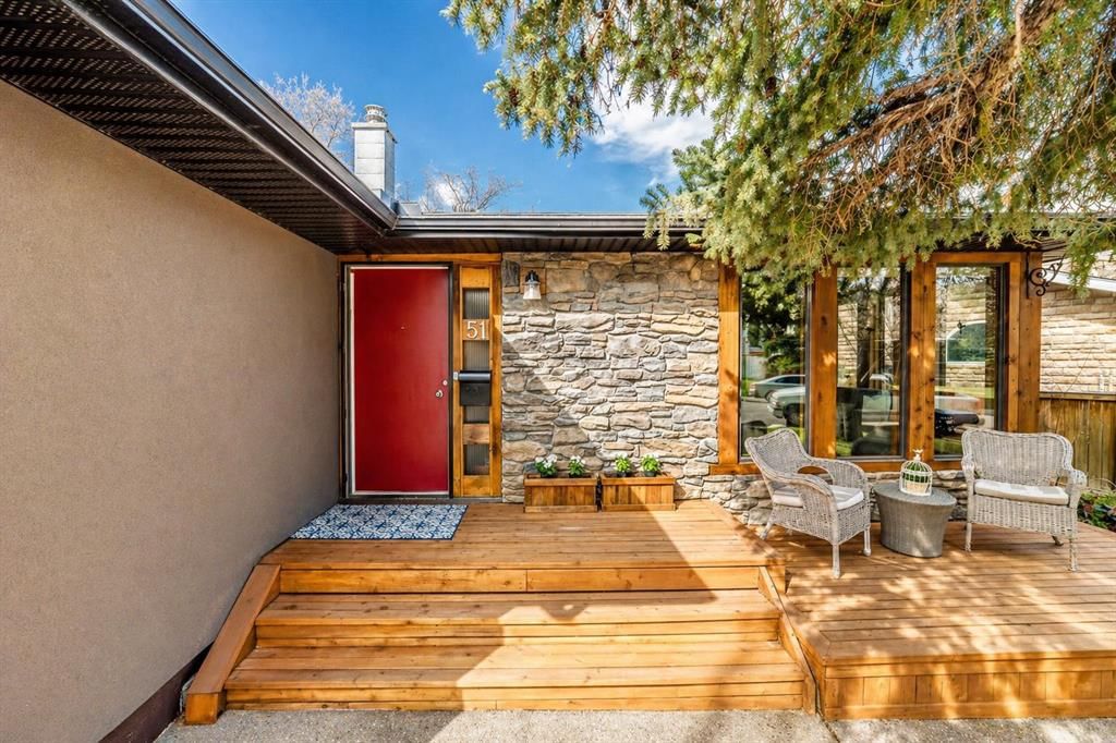 51 Foxwell Road SE, Calgary — photo 3 of 48