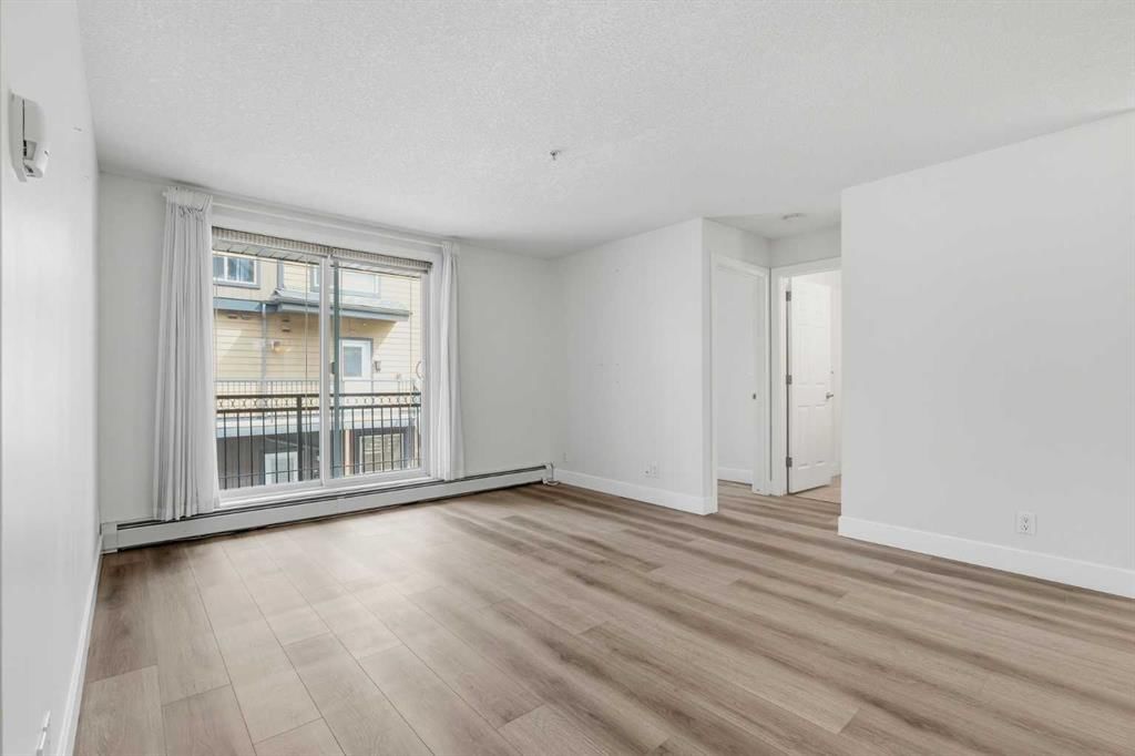 203, 2440 34 Avenue SW, Calgary — photo 3 of 29