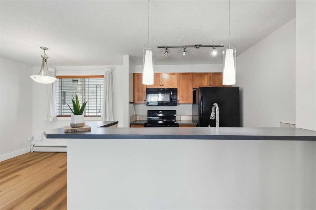 203, 2440 34 Avenue SW, Calgary — photo 5 of 29