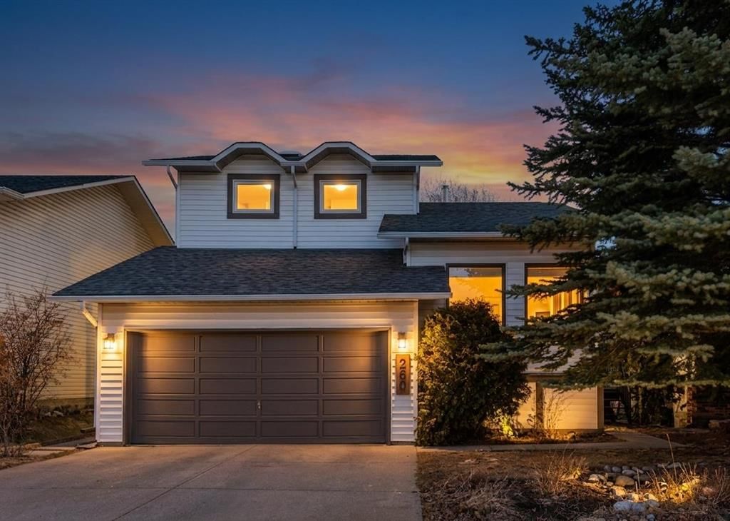 260 Hawkwood Boulevard NW, Calgary — main listing photo