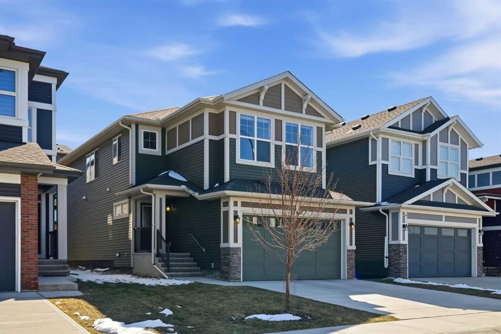 260 Lucas Way NW, Calgary — main listing photo