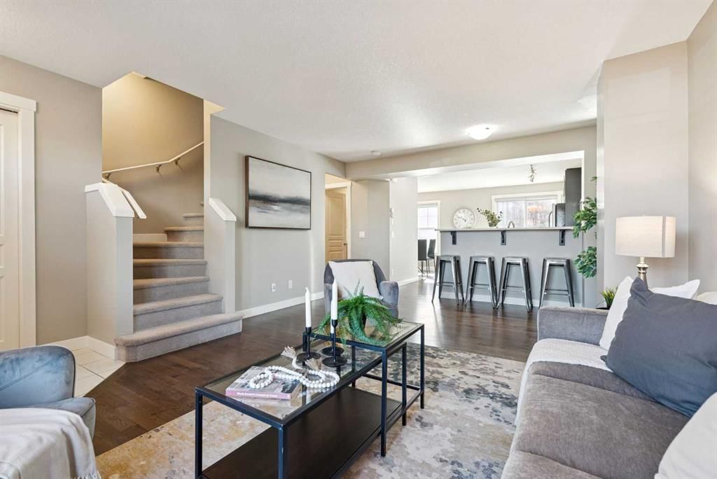 420 Mckenzie Towne Square SE, Calgary — photo 5 of 43