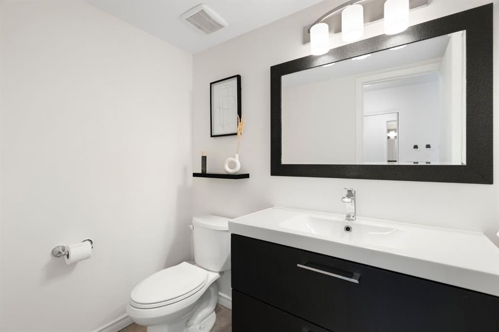 48 Midpark Gardens SE, Calgary — photo 5 of 50