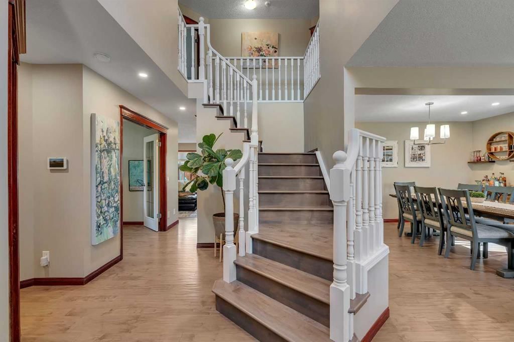 141 Mountain Park Drive SE, Calgary — photo 2 of 49