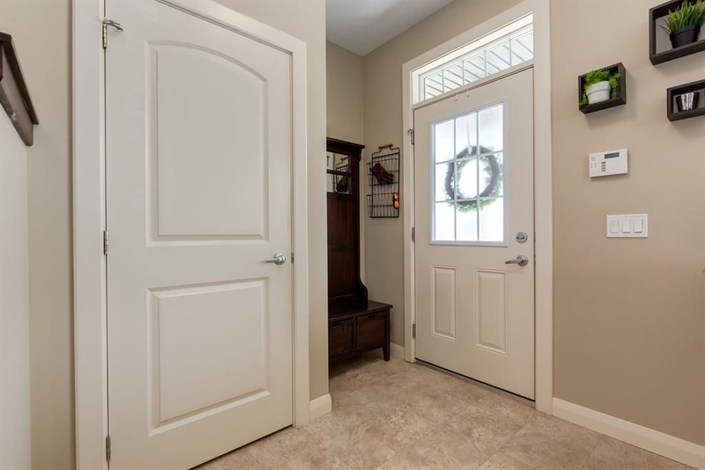 380 Evanspark Gardens NW, Calgary — photo 2 of 44