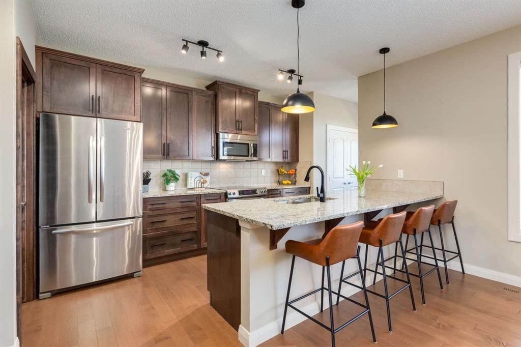 380 Evanspark Gardens NW, Calgary — photo 5 of 44