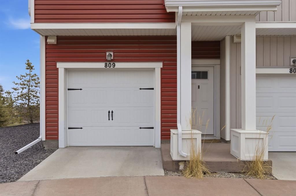 809, 355 Nolancrest Heights NW, Calgary — photo 4 of 45