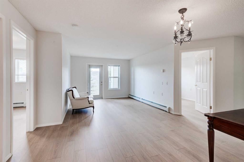 239, 5000 Somervale Court SW, Calgary — photo 3 of 35
