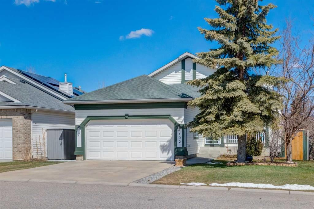 402 Rocky Ridge Cove NW, Calgary — photo 2 of 44