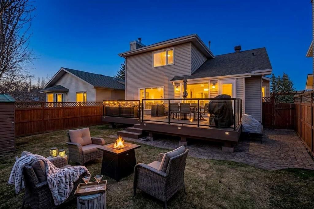 3513 Douglas Woods Heights SE, Calgary — photo 2 of 49