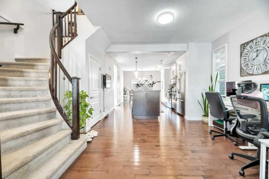 1721 New Brighton Drive SE, Calgary — photo 5 of 44