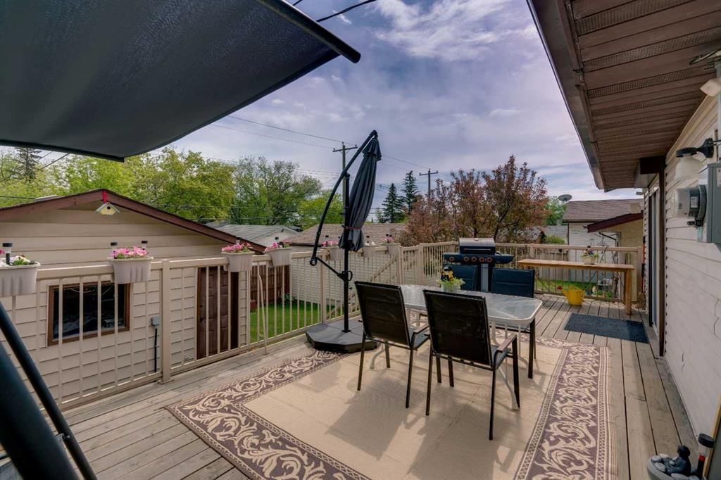 20 Ogmoor Crescent SE, Calgary — photo 3 of 41