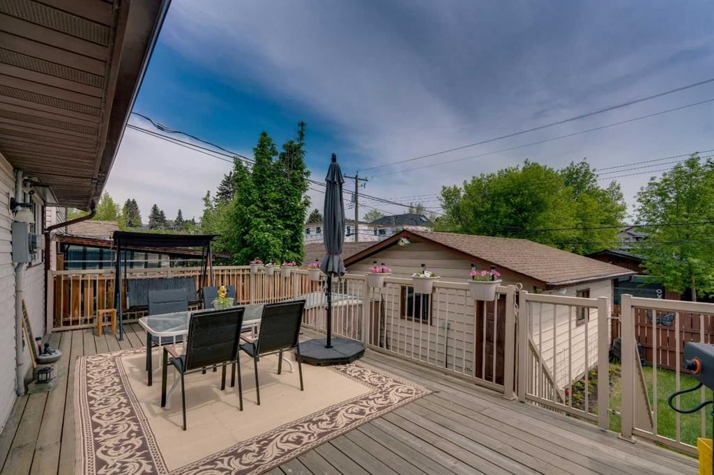 20 Ogmoor Crescent SE, Calgary — photo 4 of 41