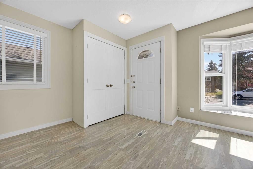 84 Macewan Glen Way NW, Calgary — photo 3 of 48