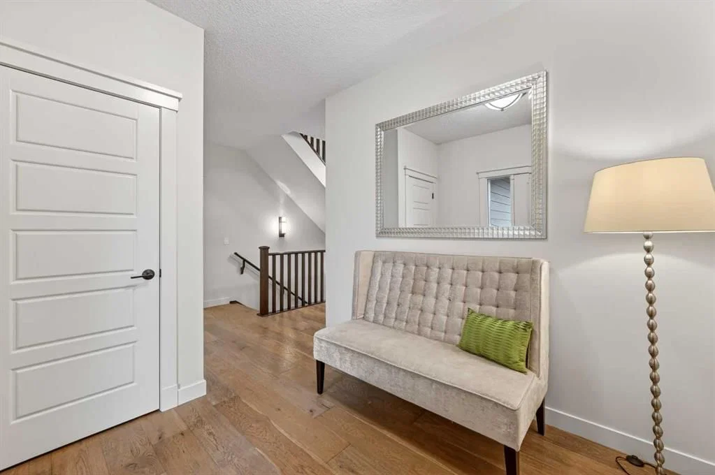 19 Cranbrook Crescent SE, Calgary — photo 3 of 50