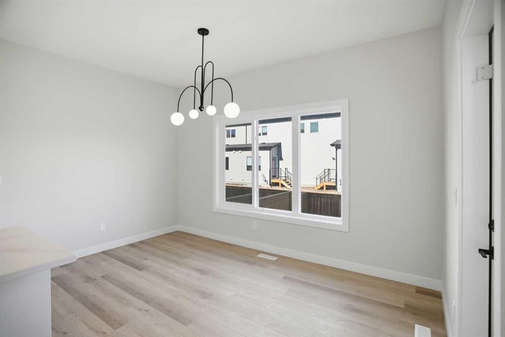 109 Corner Glen Green NE, Calgary — photo 2 of 27
