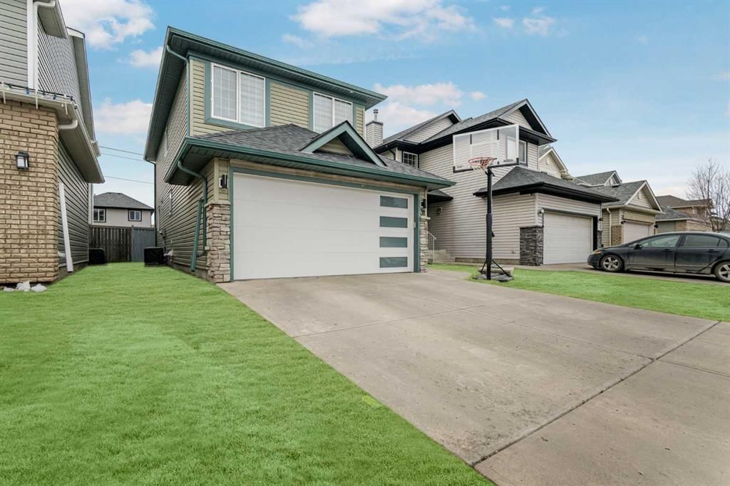 31 Saddleback Way NE, Calgary — photo 2 of 50