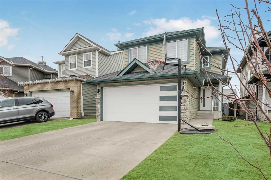 31 Saddleback Way NE, Calgary — photo 3 of 50