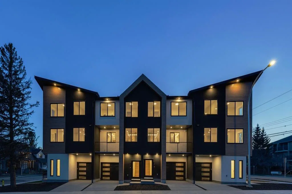 95 23 Street NW, Calgary — main listing photo