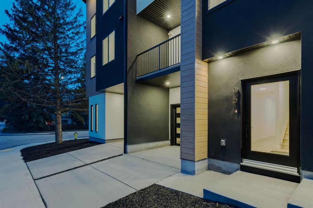 95 23 Street NW, Calgary — photo 3 of 31