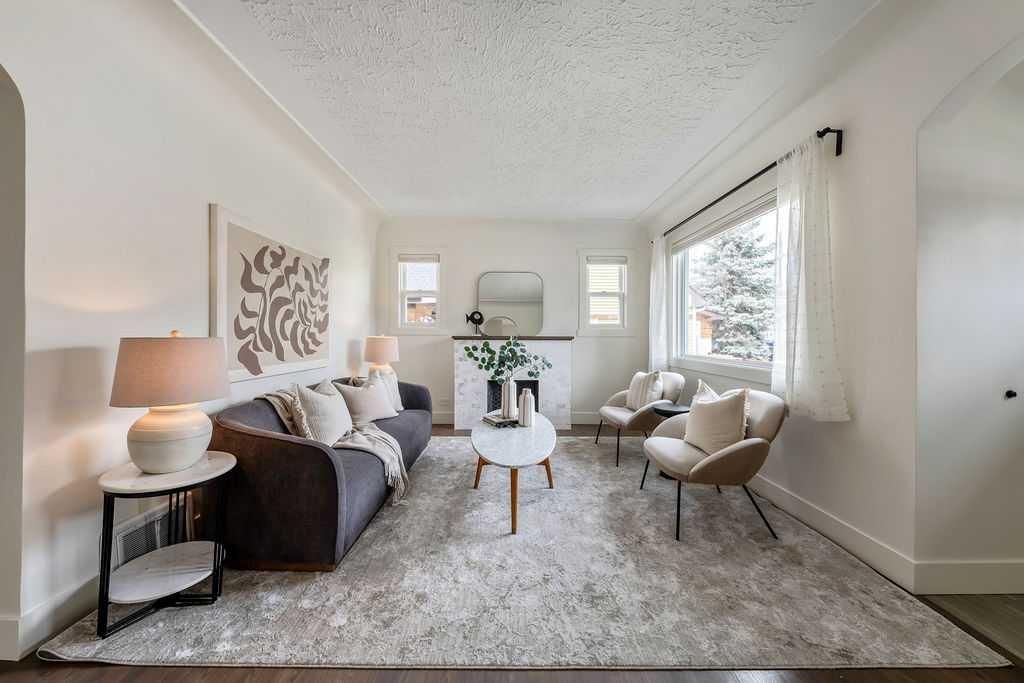 711 14A Street SE, Calgary — photo 4 of 28